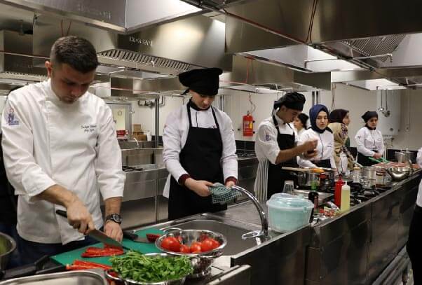 Yemek Hazırlık Bölümü Yemekhane